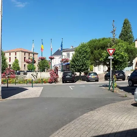 De L Epine 2 * La Verrie